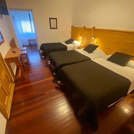 Hotel La Rambla 비에스카스 외부 사진