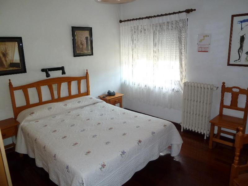 Hotel La Rambla 비에스카스 외부 사진