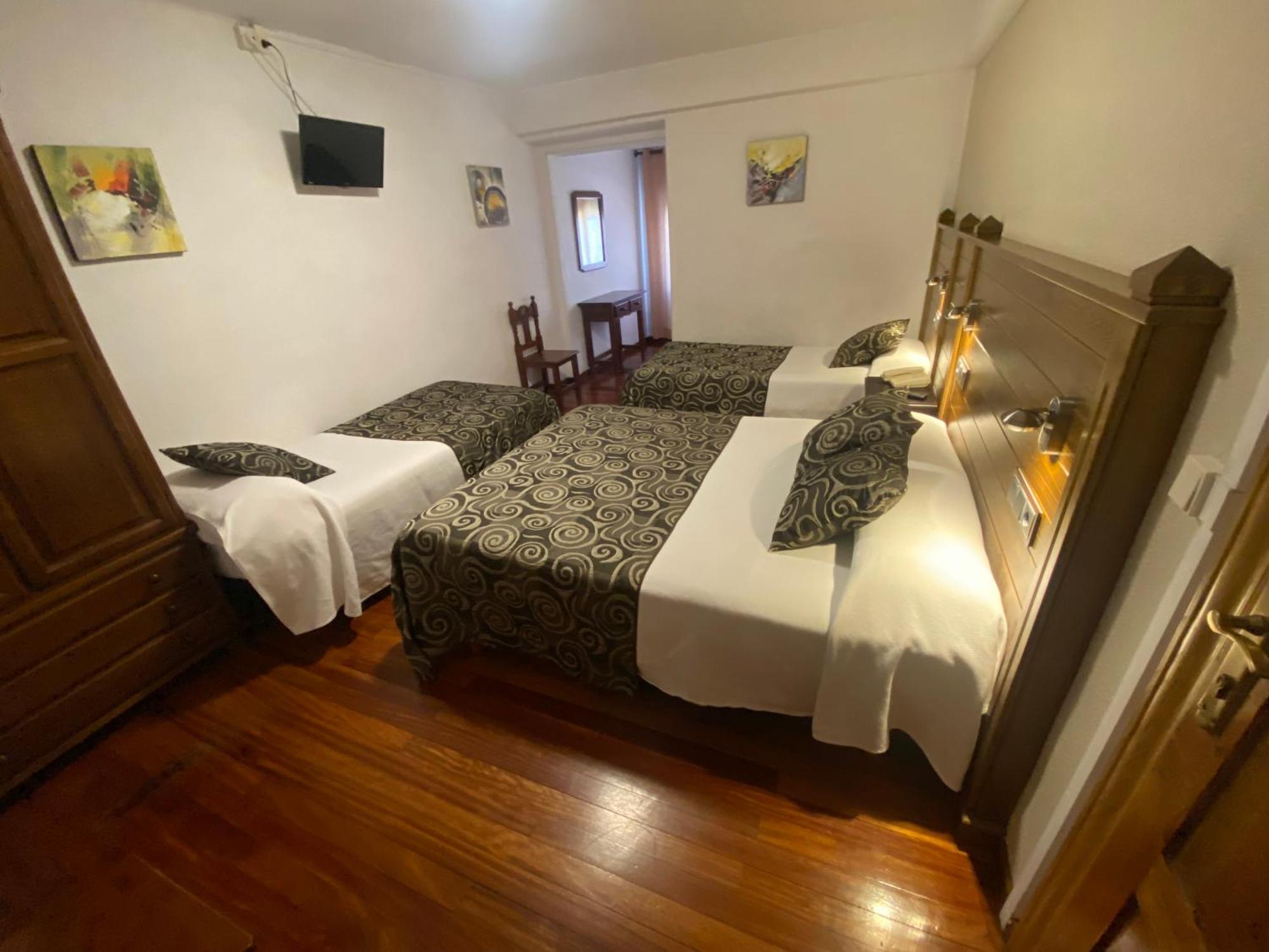 Hotel La Rambla 비에스카스 외부 사진