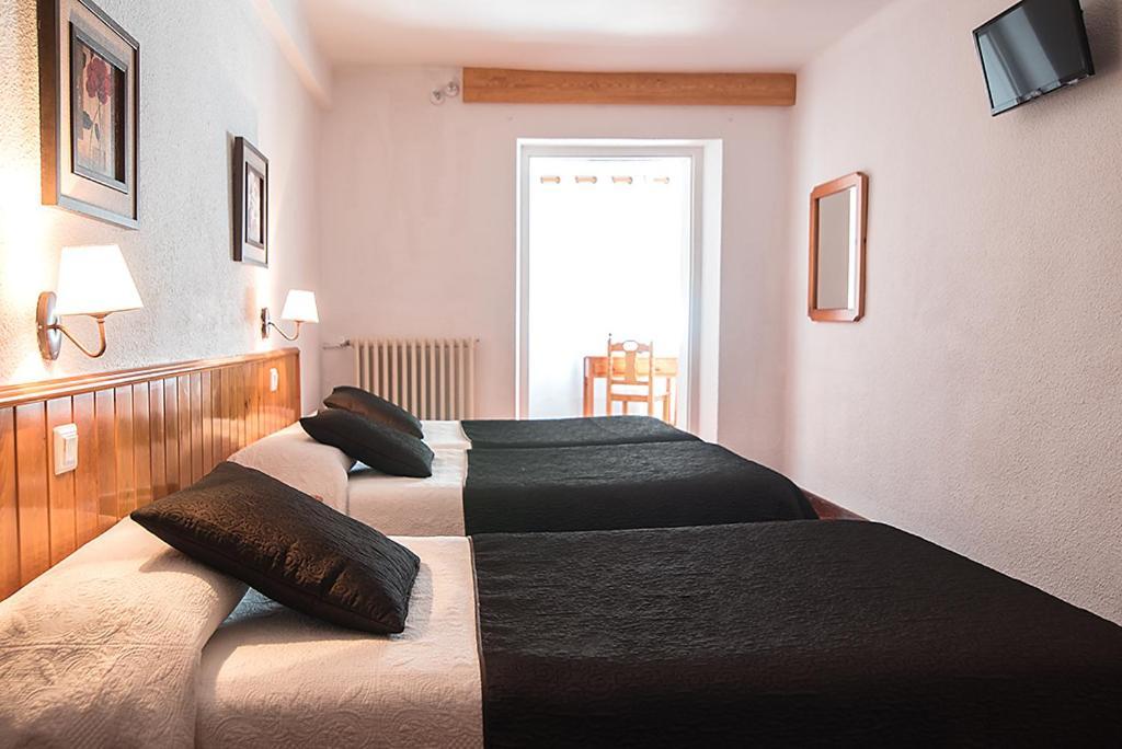 Hotel La Rambla 비에스카스 외부 사진